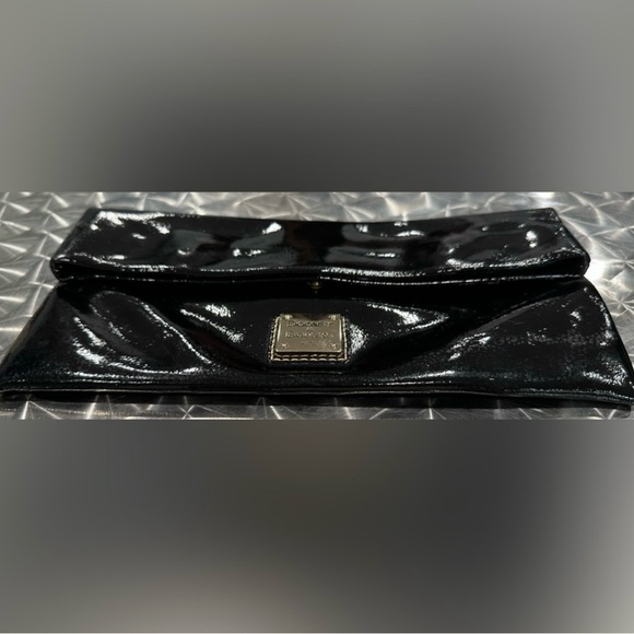 Authentic Dooney & Bourke Black Patent Leather Foldover Clutch w/Free Chain